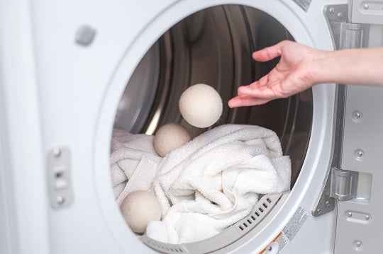 Enjoy Laundry Day! Getting the Stink Out with Molly's Suds {#Giveaway}